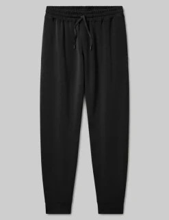 Luxe Traveler Knit Long Sleeve Crew Neck