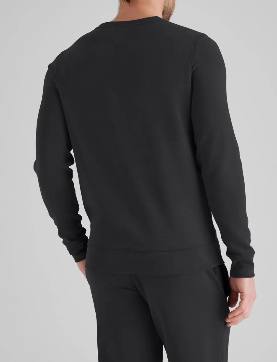 Luxe Traveler Knit Long Sleeve Crew Neck