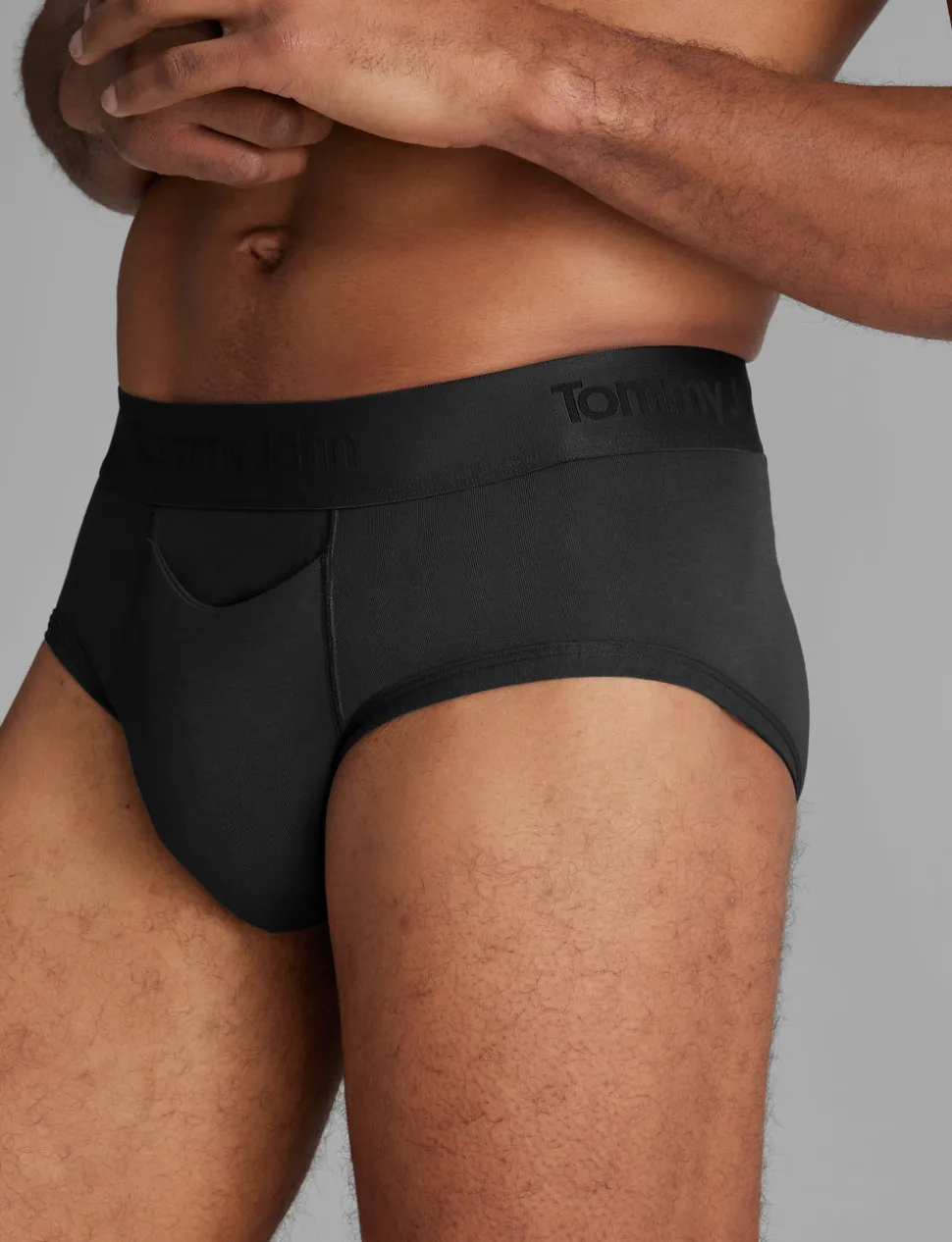Second Skin Brief