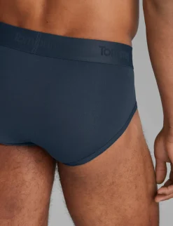 Second Skin Brief