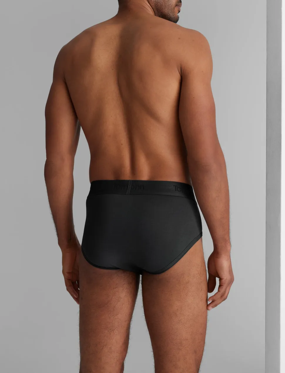 Second Skin Brief