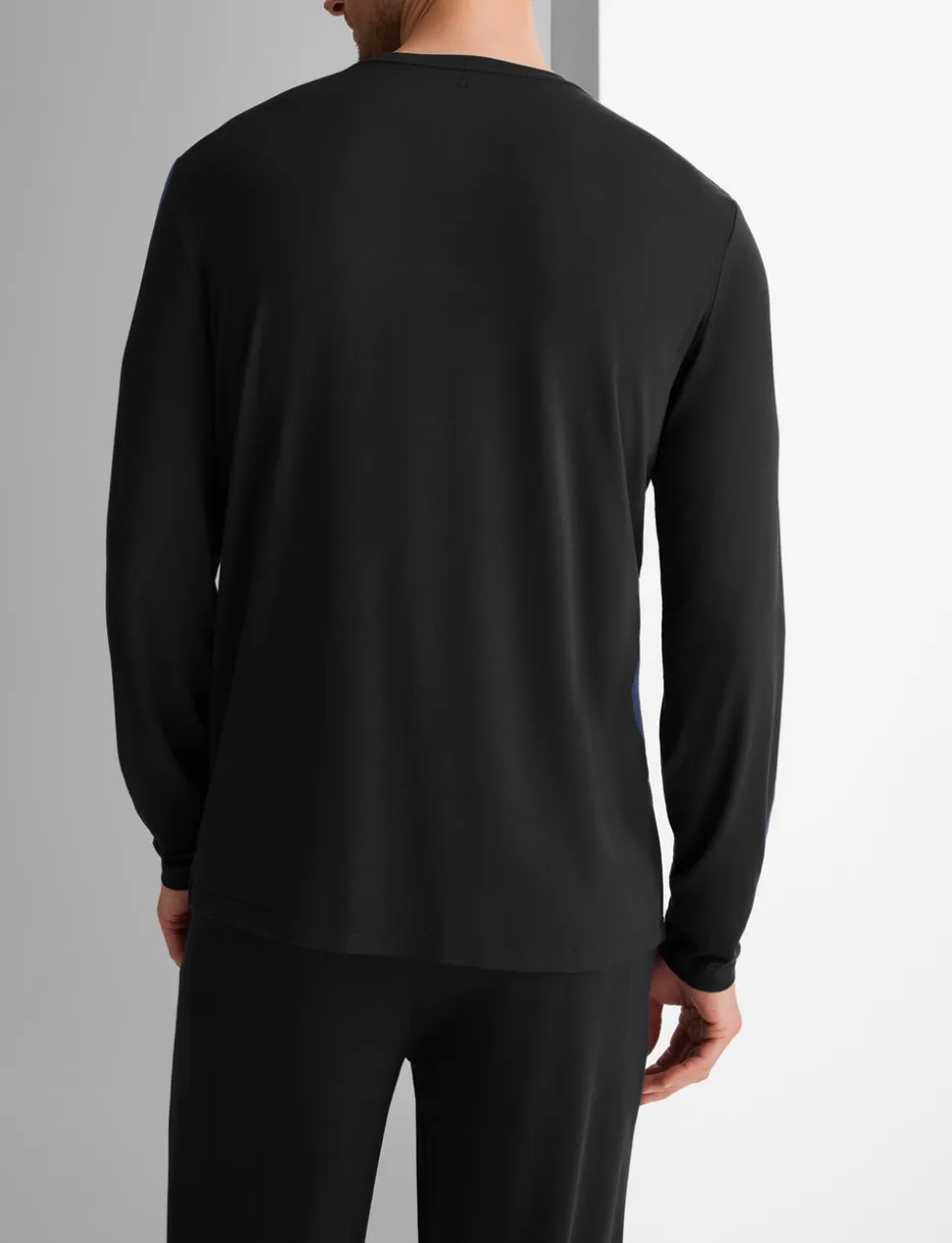 Second Skin Long Sleeve Sleep Tee