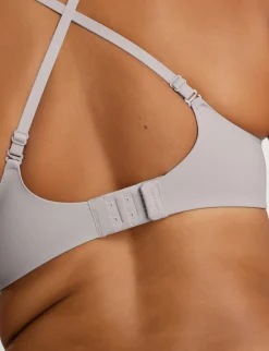 Second Skin Wireless T-Shirt Bra