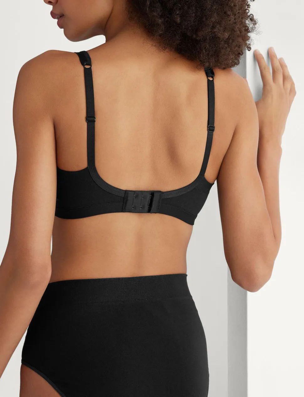 Ultimate Comfort Wireless Seamless Bra