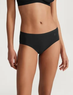 Women's Air Brief