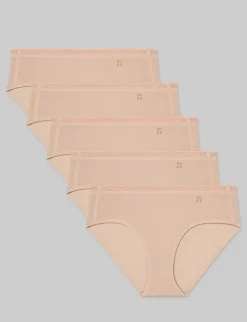 Women's Air Brief