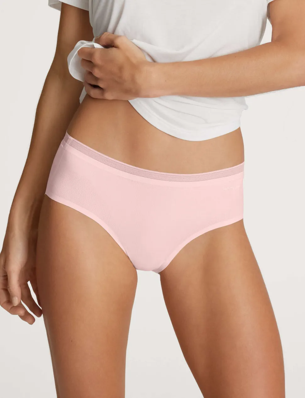 Women's Air Brief