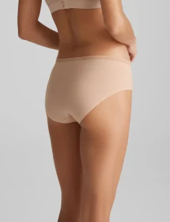 Women's Air Brief