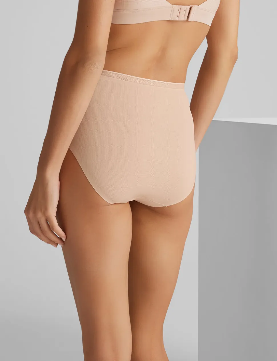 Women's Air High Rise Brief