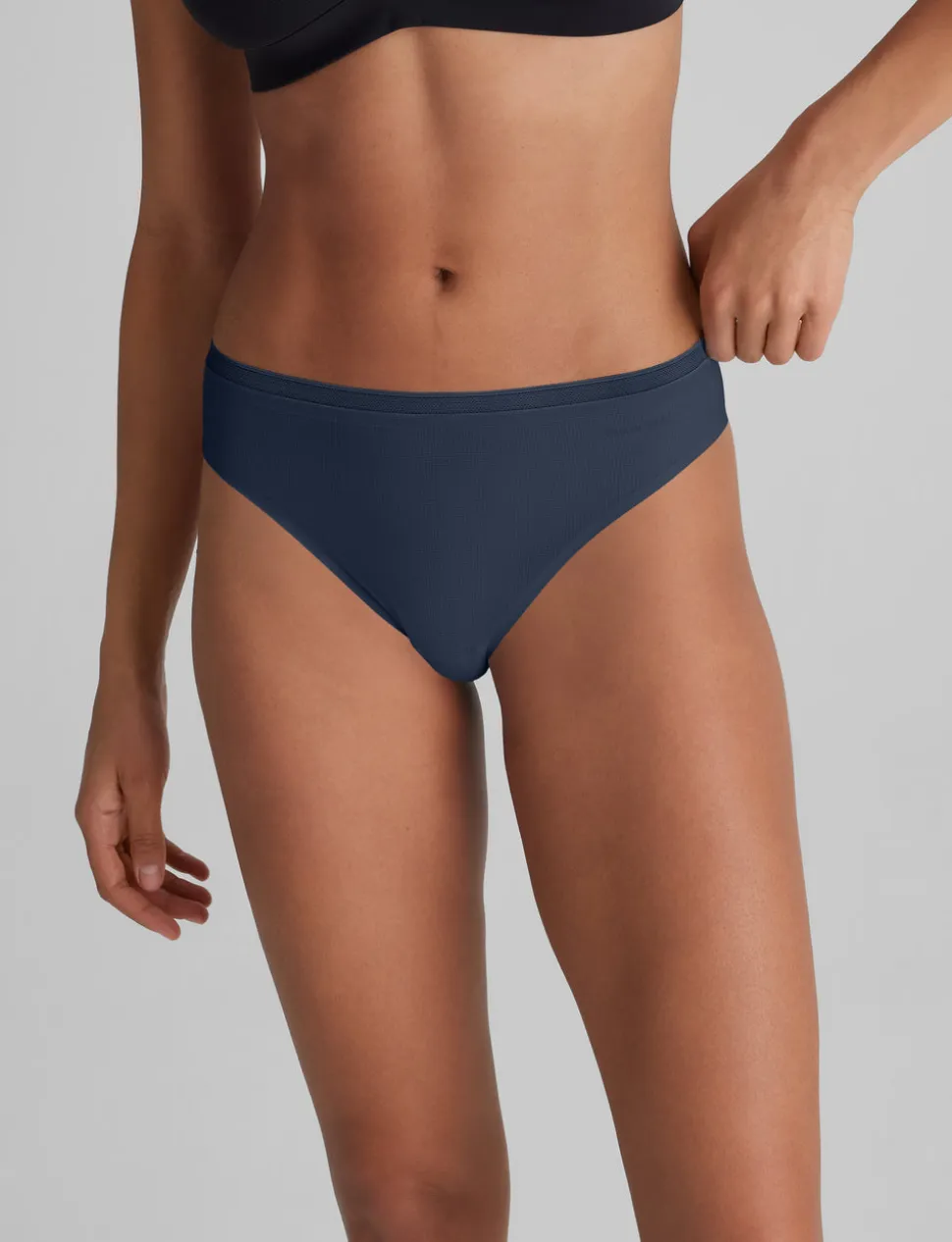 Women's Air Thong