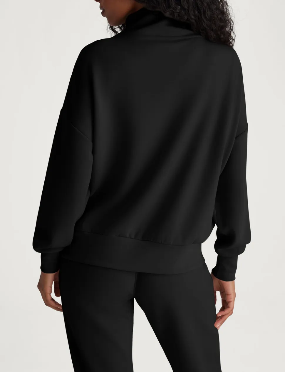Women's Luxe Traveler Knit Quarter Zip & Mid-Rise Short Set