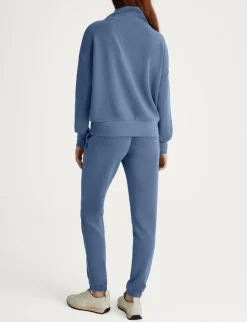 Women’s Luxe Traveler Knit Quarter-Zip
