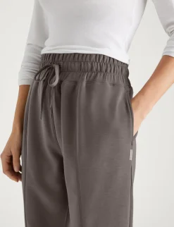 Women’s Luxe Traveler Knit Quarter-Zip