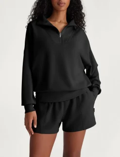 Women's Luxe Traveler Knit Short