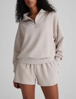 Women's Luxe Traveler Knit Short