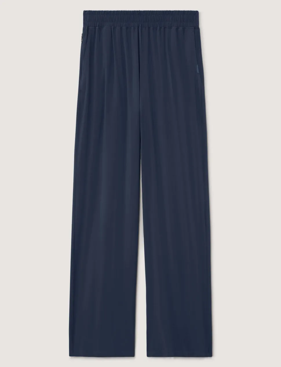 Women's Luxe Traveler Woven Pant