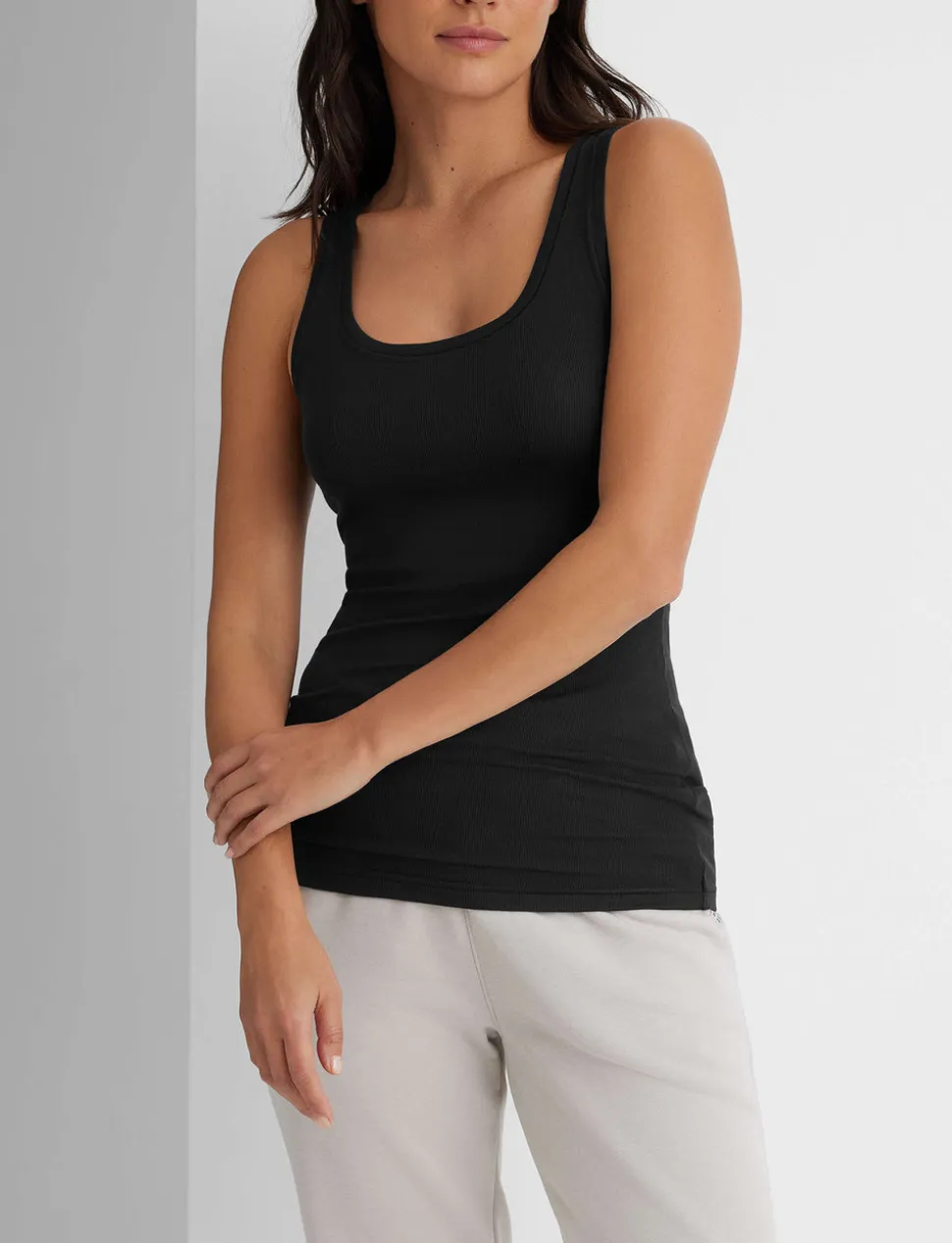 Women's Micro Rib Tank & Luxe Traveler Knit Short Set